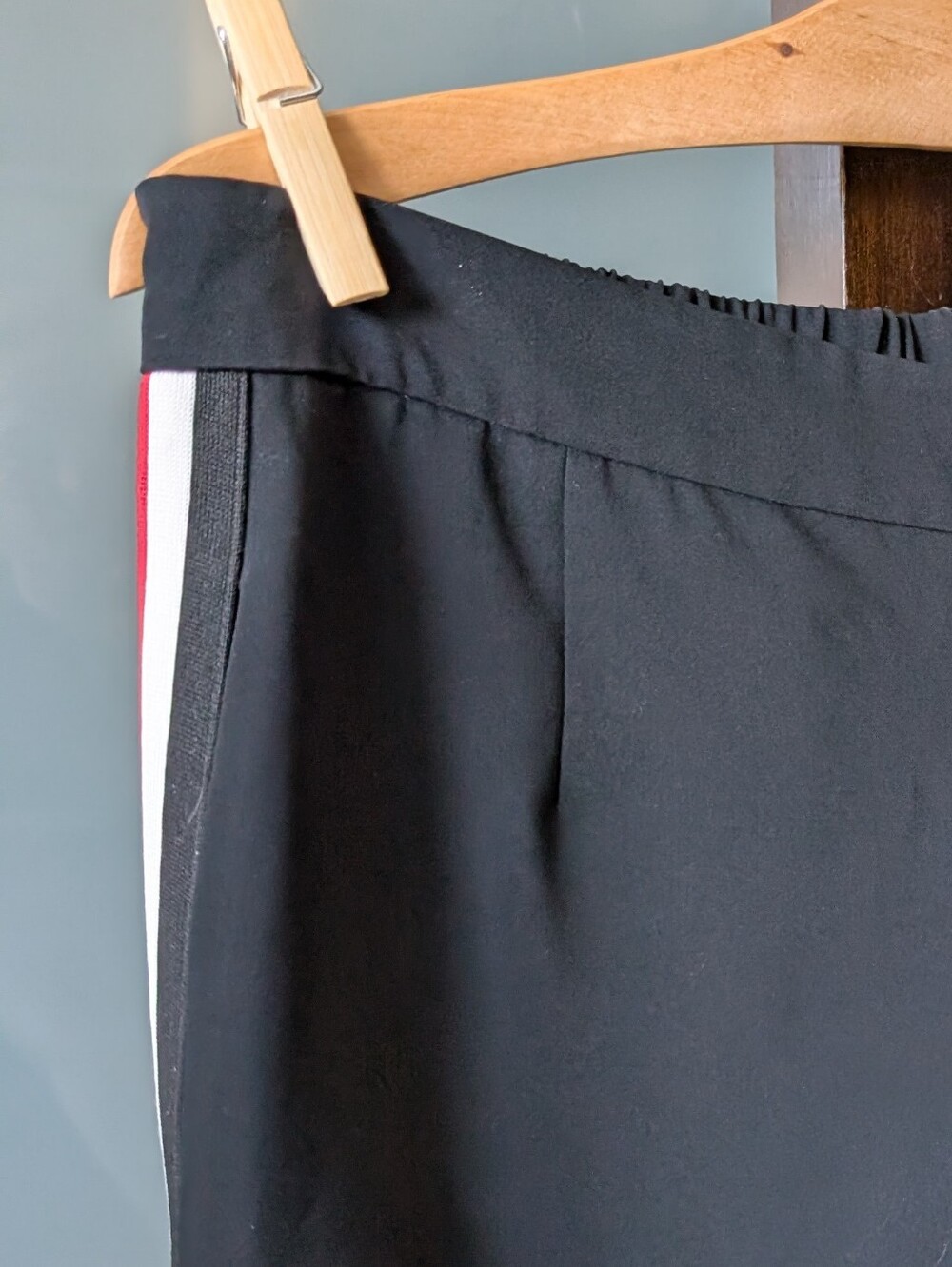 Ted Baker Madlyne Trousers Slim Fit Crop Track Stripe Embroidered Black - Picture 5 of 12